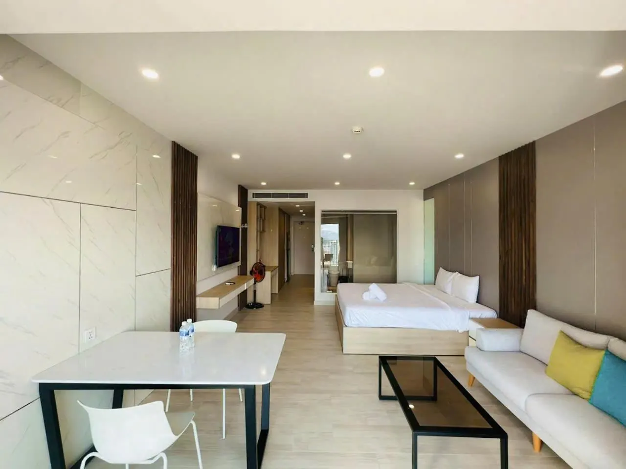 נה טראנג Gold Coast Apartment By San Village